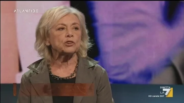 Giuliana Sgrena su Silvia Romano: "Indegni gli insulti, lei vittima messa alla pari dei sequestratori. Succede solo quando è una donna"