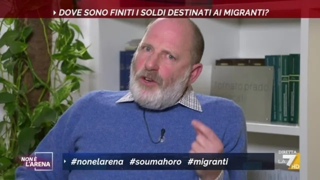 Soumahoro, l'avv. Prado: "Caso montato perché è negro". E in studio insorgono