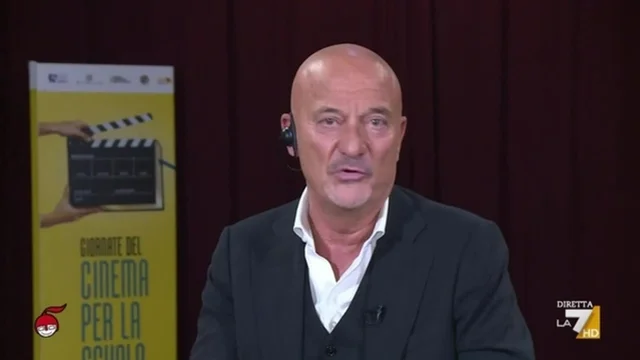 Claudio Bisio: "Governo Meloni? Giudizio non positivo. Ho fiducia in Elly Schlein"