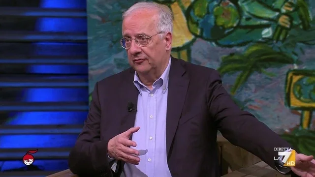 Veltroni: "Questo governo fa fatica ad andare avanti così un altro anno"