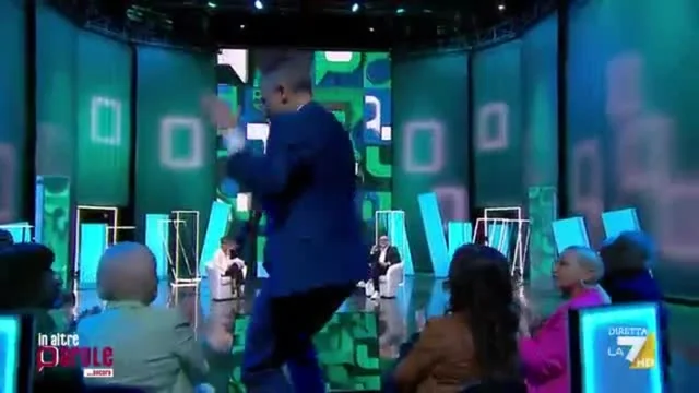 La parolaccia della settimana di Saverio Raimondo: "Ma che cazzo ti ridi?"