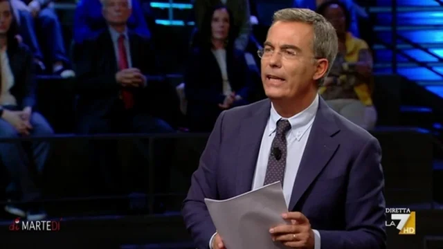 Intervista a Padellaro: "Attenzione, se cade Meloni poi è il momento di Vannacci"