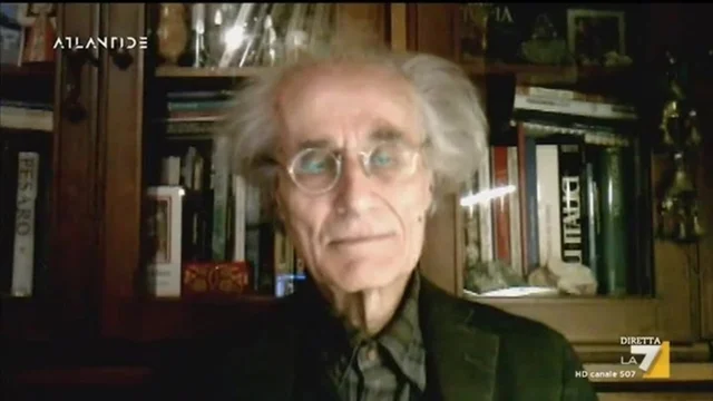 L'intervista a Luciano Canfora: "Sul razzismo ha preso posizione la Chiesa dichiarando il peccato di razzismo. Importanza enorme"