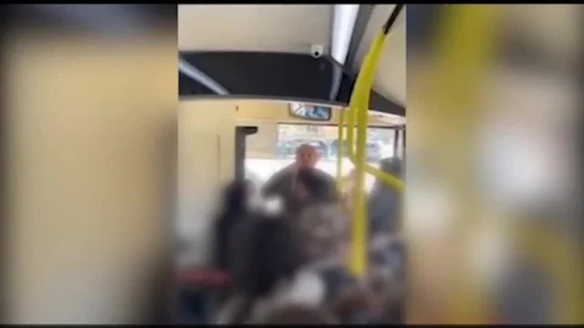 Palermo, conducente di un autobus insultato e aggredito: il video in rete