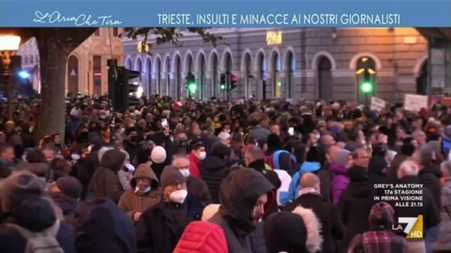 Trieste, insulti e minacce ai nostri giornalisti