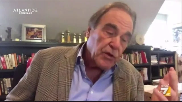 JFK, l'intervista a Oliver Stone: "L'assassinio di Kennedy una verità inconfessabile"