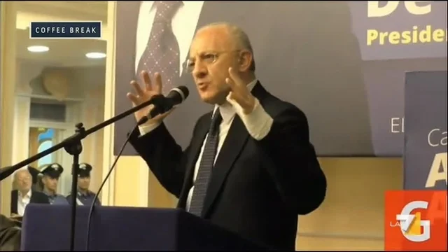 De Luca: se pensano di fermarmi con queste imbecillità devono spararmi in testa
