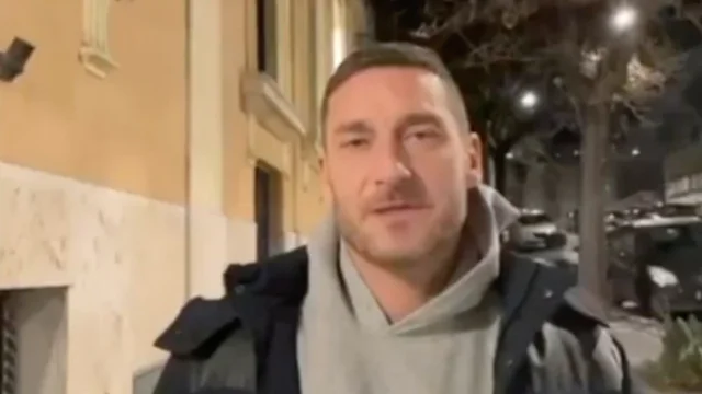 Francesco Totti smentisce le voci sulla separazione con Ilary Blasi