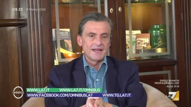 Iran, Calenda: "Consiglierei a Khamenei di stare tranquillo... stanno mandando a pallino l'economia mondiale"
