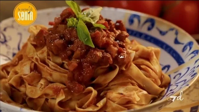 Tagliatelle al ragù di polpo