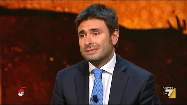 Di Battista: Chi finge di non vedere è complice dei corrotti