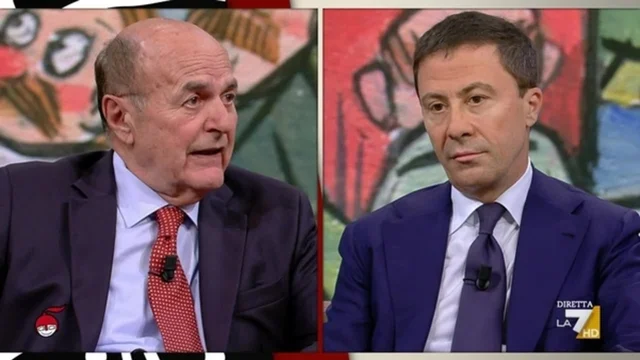 Bersani punge Meloni: "Giorgia, capisco...non hanno altro da vendere"