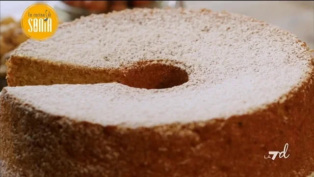 Torta di carote e nocciole