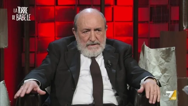 Umberto Galimberti: "I giovani agiscono per filmarsi, non per vivere"