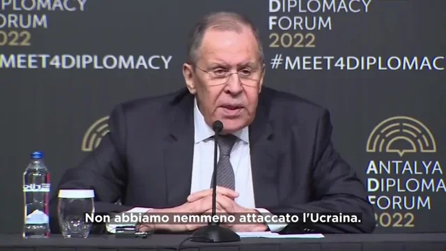 "Non abbiamo attaccato l'Ucraina" Le parole del Ministro degli Esteri russo Lavrov