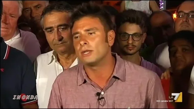 Alessandro Di Battista: 'Zozzoni noi del M5S? Non si possono offendere gli elettori della prima forza del Paese!'