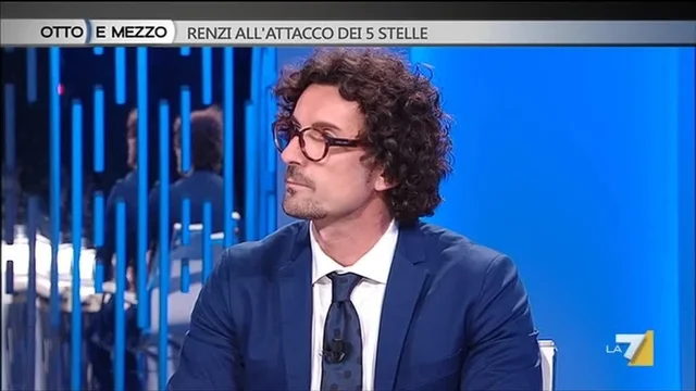 Renzi all'attacco dei 5 Stelle