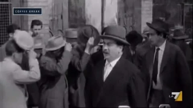 LA VITA DELLA CASTA