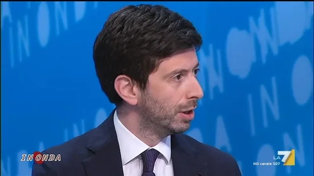 Migranti, Speranza: 'L'Italia è stata lasciata sola'