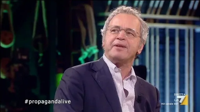Enrico Mentana sulle accuse alle ONG: 'La linea è la ricerca di qualcosa che tocchi l'emotività e le paure'