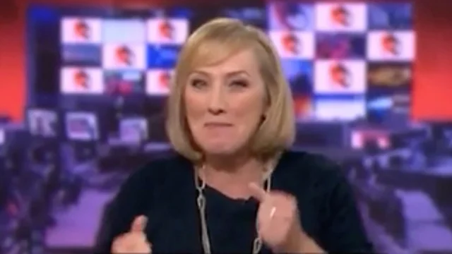 Regno Unito, esulta in diretta: bufera sulla conduttrice della Bbc