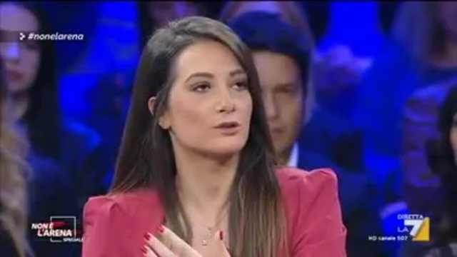 Il racconto di Rosa Calvi e l'incontro con Bellomo: 'mi chiese le mie esperienze, poi mi diede un bacio sulla bocca'