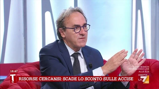 Rinnovabili, Bonelli: “Se proprio volete fare i sovranisti, creiamo una sovranità energetica”