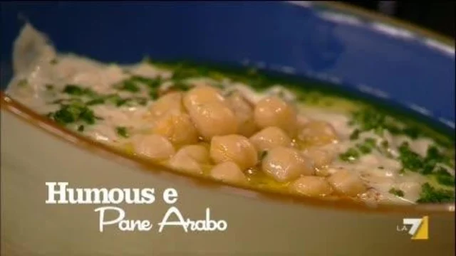 Humous e pane arabo