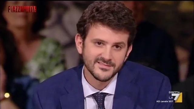 L’imprenditore Riello: ‘Mi impegnerò a trovare un lavoro alla signora del pubblico!’