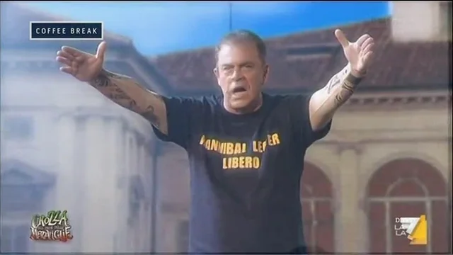 "Oltraggio libero" - La copertina del 14 maggio 2014