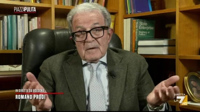 Groenlandia, Prodi: "Io manderei qualche migliaio di soldati, in Europa parlano ma non decidono"