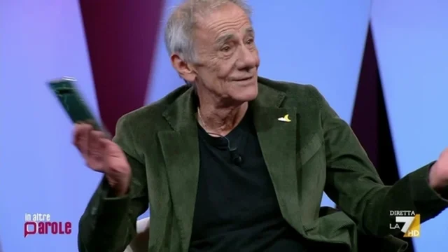 Squilla il telefono di Vecchioni in diretta, Gramellini: "È Fiorello"