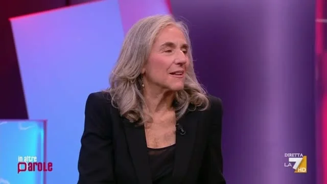 "Più Libri, Più Liberi" e la polemica sulla casa editrice Passaggio al Bosco, il servizio di Giovanna Botteri