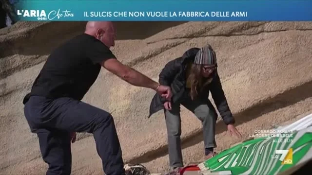 Il Sulcis che non vuole la fabbrica delle armi