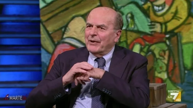 Bersani: "L'aumento della pressione fiscale? Meloni o ci prende in giro o non conosce l'Abc"