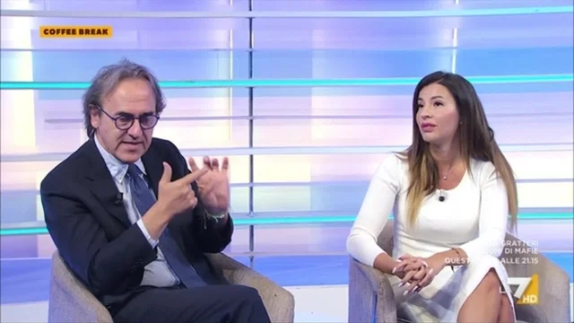 Food for Gaza, Angelo Bonelli-AVS: "Lo sapete che non possono entrare biscotti, marmellata, miele? Gli israeliani lo impediscono"