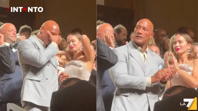 Dwayne Johnson in lacrime al Festival del Cinema di Venezia: 15 minuti di applausi