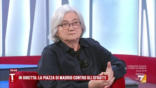 Spagna, Rosy Bindi: "In Europa stanno venendo meno i diritti fondamentali come la casa"