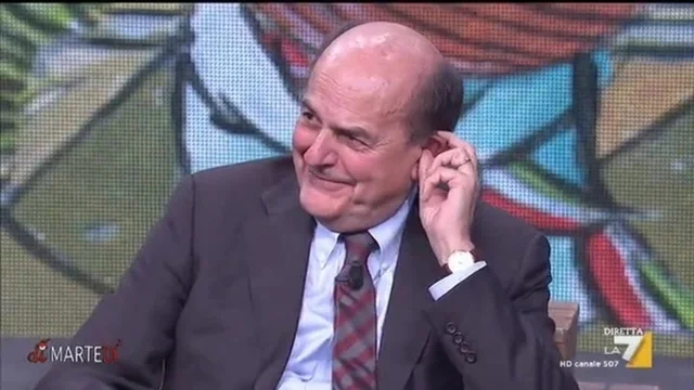 Calabria, Pier Luigi Bersani ironico: "Il Governo doveva chiamare prima la moglie di Gaudio?"