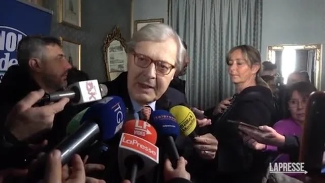 Sgarbi: "San Siro? Salvini si occupi del Ponte sullo Stretto"