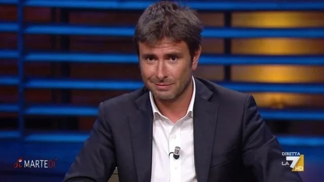 Di Battista attacca Di Maio: "La scissione? Una scemenza, è il principale responsabile della caduta del Governo Draghi"