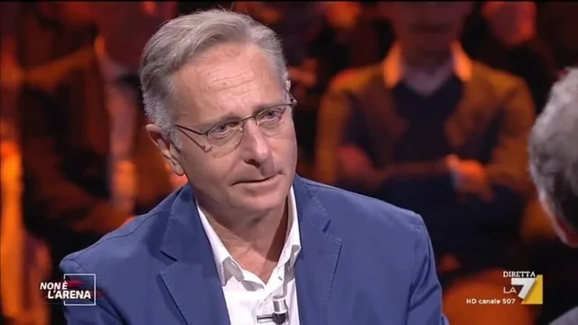 Paolo Bonolis: 'Renzi ha sbagliato a fare il referendum personalizzato'