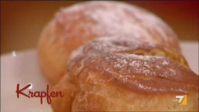 Bomboloni con marmellata di albicocche