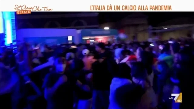 L'Italia dà un calcio alla pandemia