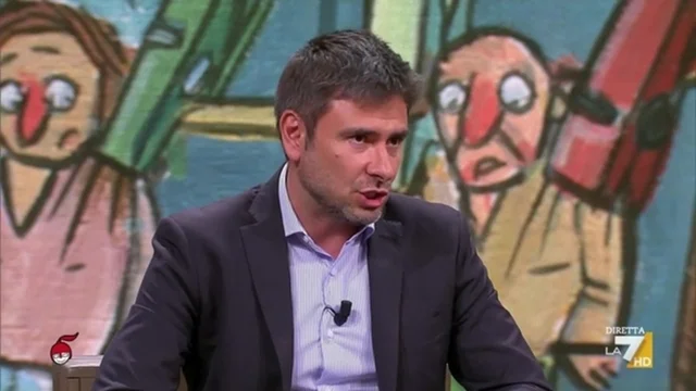 Di Battista replica a Calenda: "Io prendo soldi dai russi? Ha più barbour che elettori"