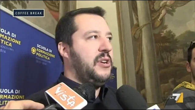 Salvini:' Serve gente normale per fare cose normali'