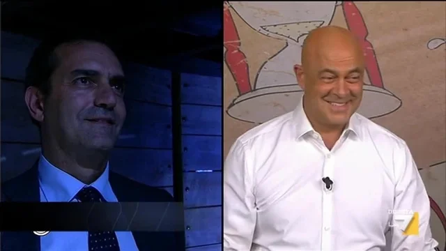 De Magistris il 'S.S:' Sindaco Sospeso, risponde a Maurizio Crozza