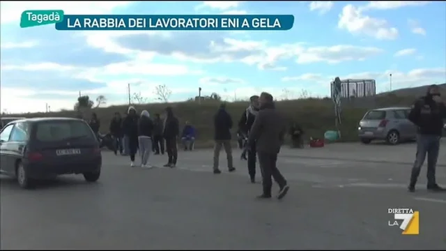 La rabbia dei lavoratori ENI a Gela