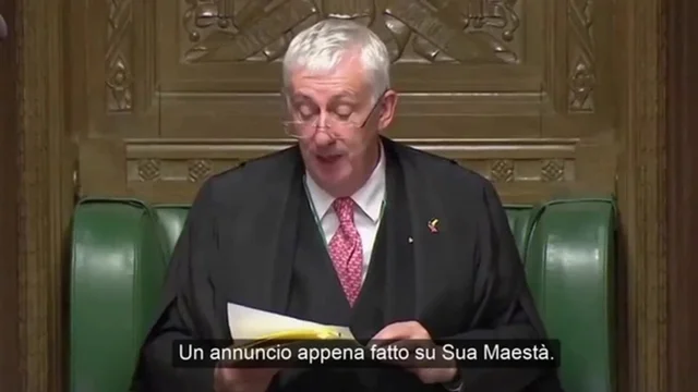 La Regina Elisabetta sta male: la reazione alla notizia dello speaker della Camera dei Comuni