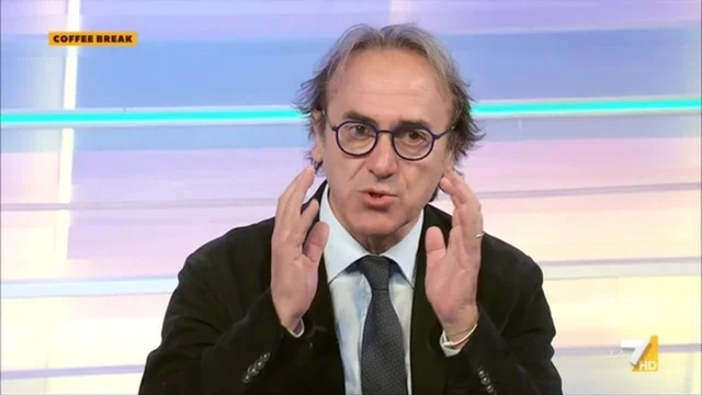 Manovra, Bonelli-AVS: "È indecente pensare al Ponte con il trasporto pubblico al collasso. Ci sono investimenti solo per le armi"
